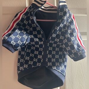 Med size pup or full grown  med small breed